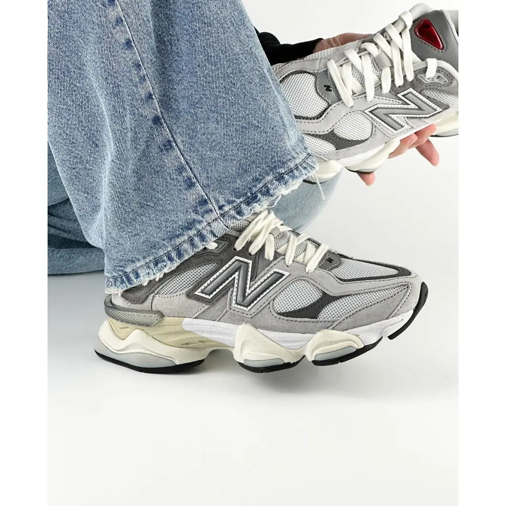 New balance U 9060 Grey Rain